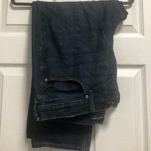 Old Navy High Rise Slouchy Straight Jeans